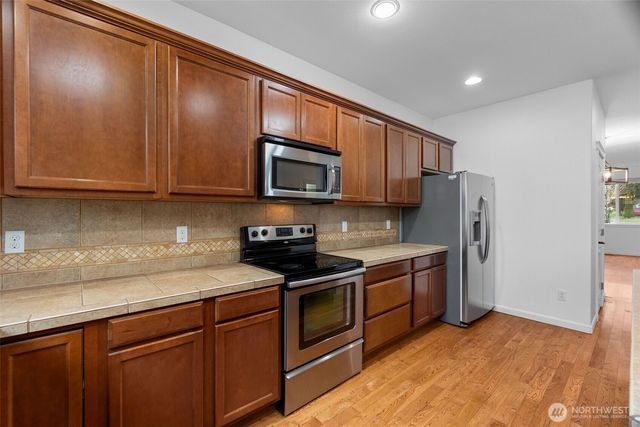 1528 Farina Loop SE, Olympia, WA 98513