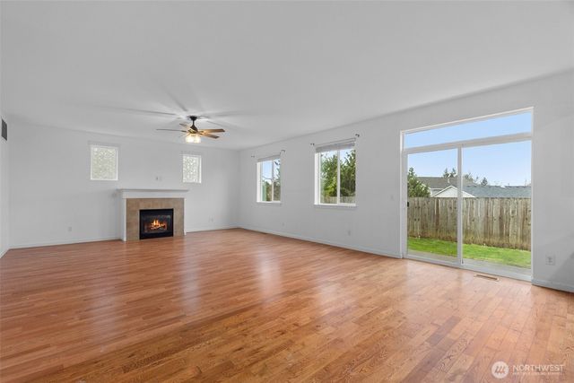 1528 Farina Loop SE, Olympia, WA 98513