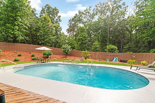 460 Saddlebrook Drive, Calhoun, GA 30701