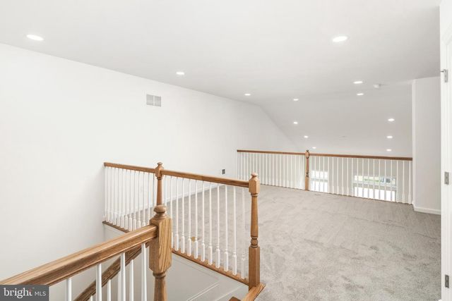 37 KAY CHIARELLO WAY, Hamilton, NJ 08690