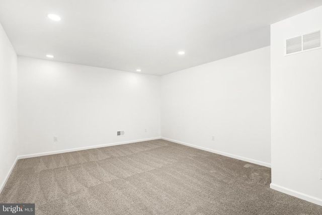 37 KAY CHIARELLO WAY, Hamilton, NJ 08690