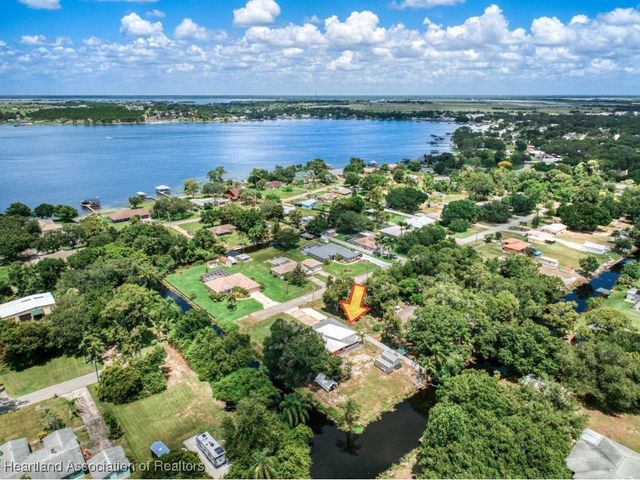 1725 Amber Lane, Lake Placid, FL 33852