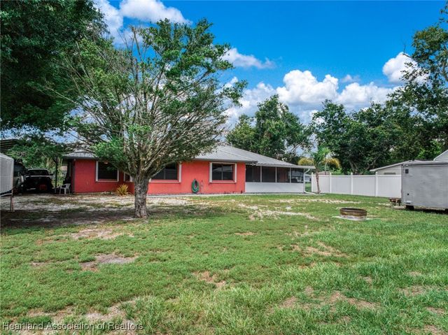 1725 Amber Lane, Lake Placid, FL 33852