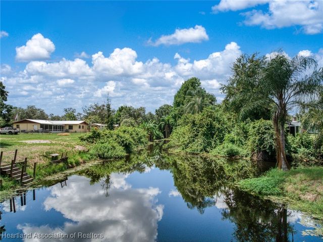1725 Amber Lane, Lake Placid, FL 33852