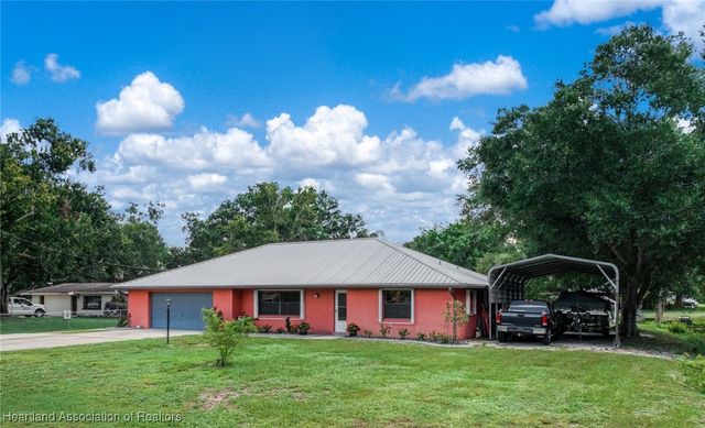 1725 Amber Lane, Lake Placid, FL 33852