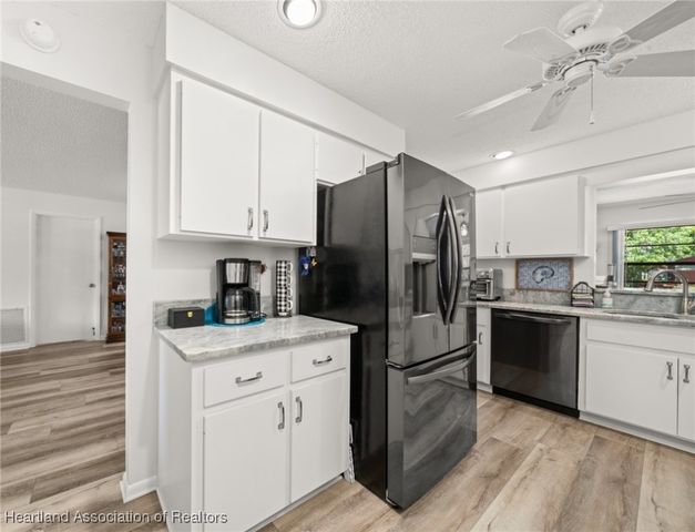 1725 Amber Lane, Lake Placid, FL 33852