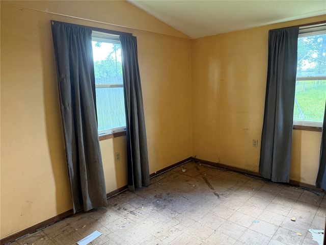 5534 Klinger Street SW, Cedar Rapids, IA 52404