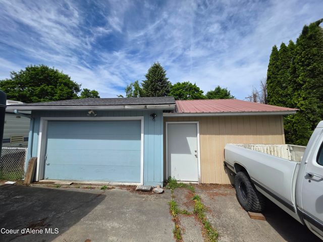 1140 N 6TH ST, Coeur D'alene, ID 83814