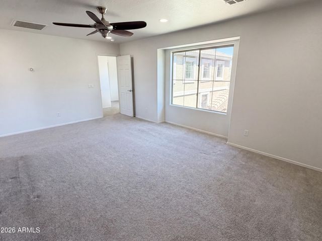 2513 W FLORENTINE Road, Phoenix, AZ 85086
