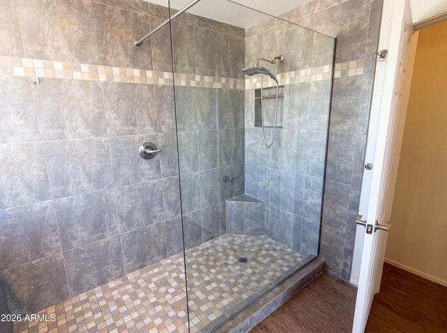 2513 W FLORENTINE Road, Phoenix, AZ 85086