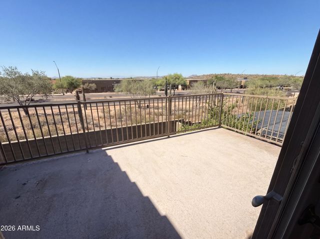 2513 W FLORENTINE Road, Phoenix, AZ 85086