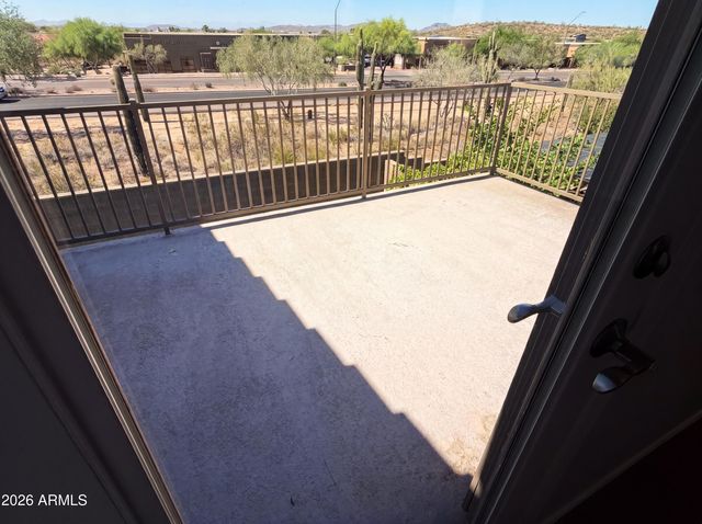 2513 W FLORENTINE Road, Phoenix, AZ 85086