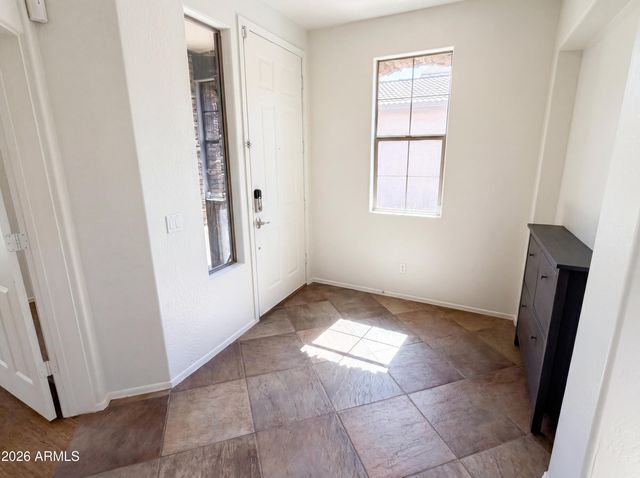 2513 W FLORENTINE Road, Phoenix, AZ 85086