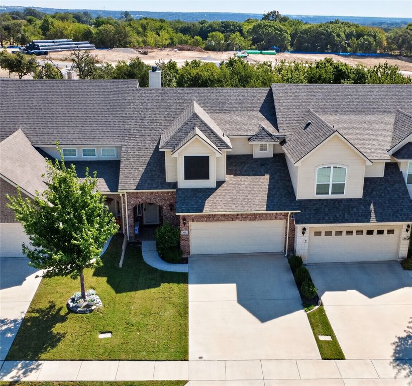 410 Heritage Heights, Weatherford, TX 76085 — photo 2