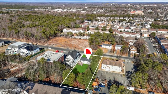 30 Pine Boulevard, Lakewood, NJ 08701