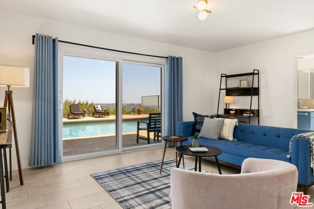 2710 Rock Pine Lane, La Crescenta, CA 91214