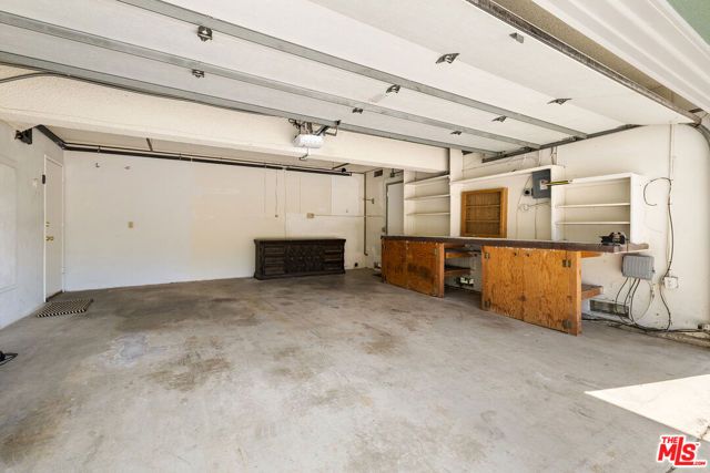 2710 Rock Pine Lane, La Crescenta, CA 91214