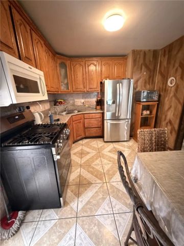 23327 Orchard, Carson, CA 90745