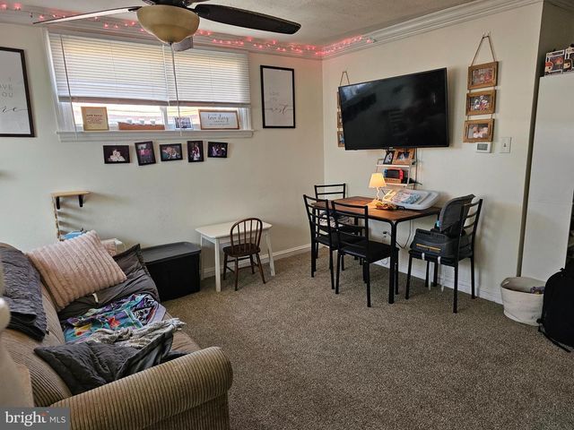 2420 CEDAR LN, Drexel Hill, PA 19026