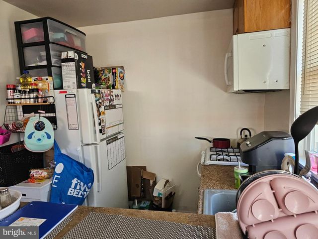 2420 CEDAR LN, Drexel Hill, PA 19026