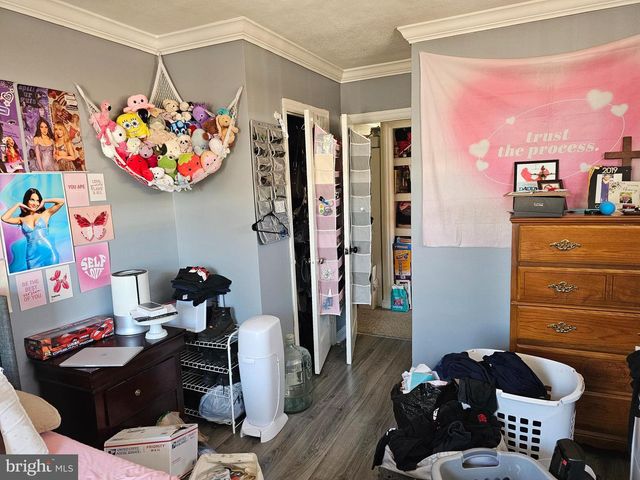 2420 CEDAR LN, Drexel Hill, PA 19026