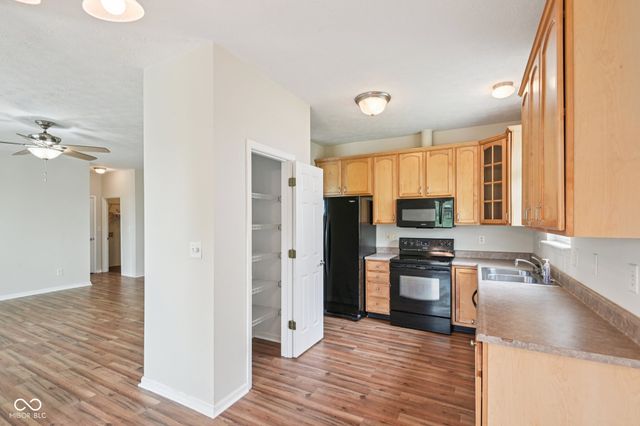 5792 W Port Drive, Mccordsville, IN 46055