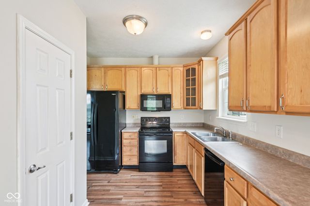 5792 W Port Drive, Mccordsville, IN 46055