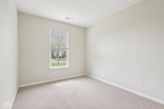 5792 W Port Drive, Mccordsville, IN 46055