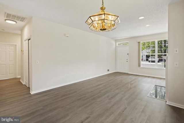 43 OSPREY PL, Barnegat, NJ 08005