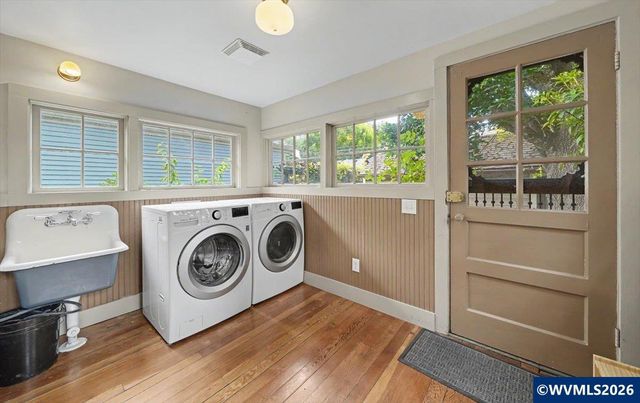 404 SW 6th St, Corvallis, OR 97333