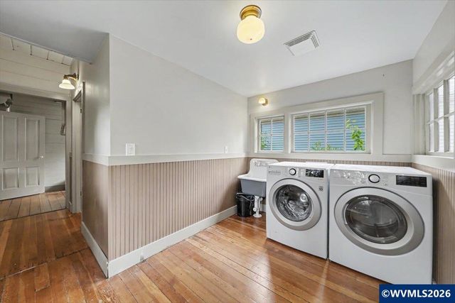 404 SW 6th St, Corvallis, OR 97333