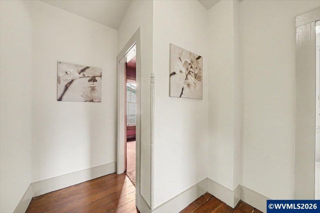 404 SW 6th St, Corvallis, OR 97333