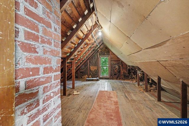 404 SW 6th St, Corvallis, OR 97333
