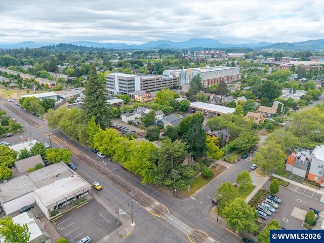 404 SW 6th St, Corvallis, OR 97333