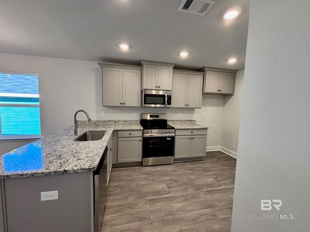 74 Summer Oaks Drive, Daphne, AL 36526