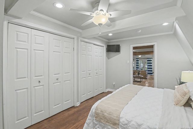 898 BUERGER LN, Seguin, TX 78155