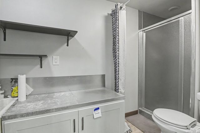 898 BUERGER LN, Seguin, TX 78155