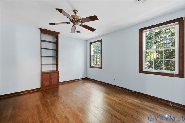2725 Queenswood Rd, Midlothian, VA 23113