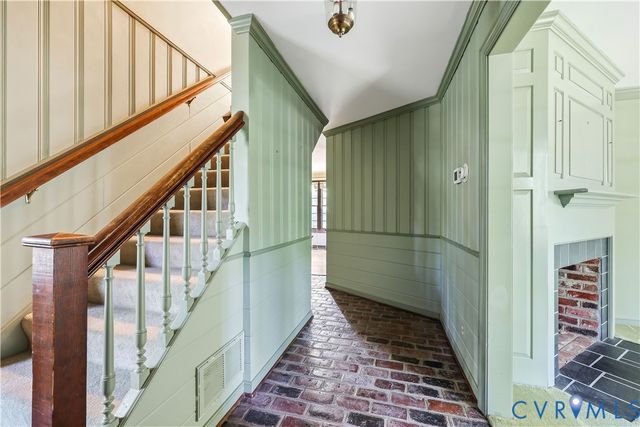 2725 Queenswood Rd, Midlothian, VA 23113