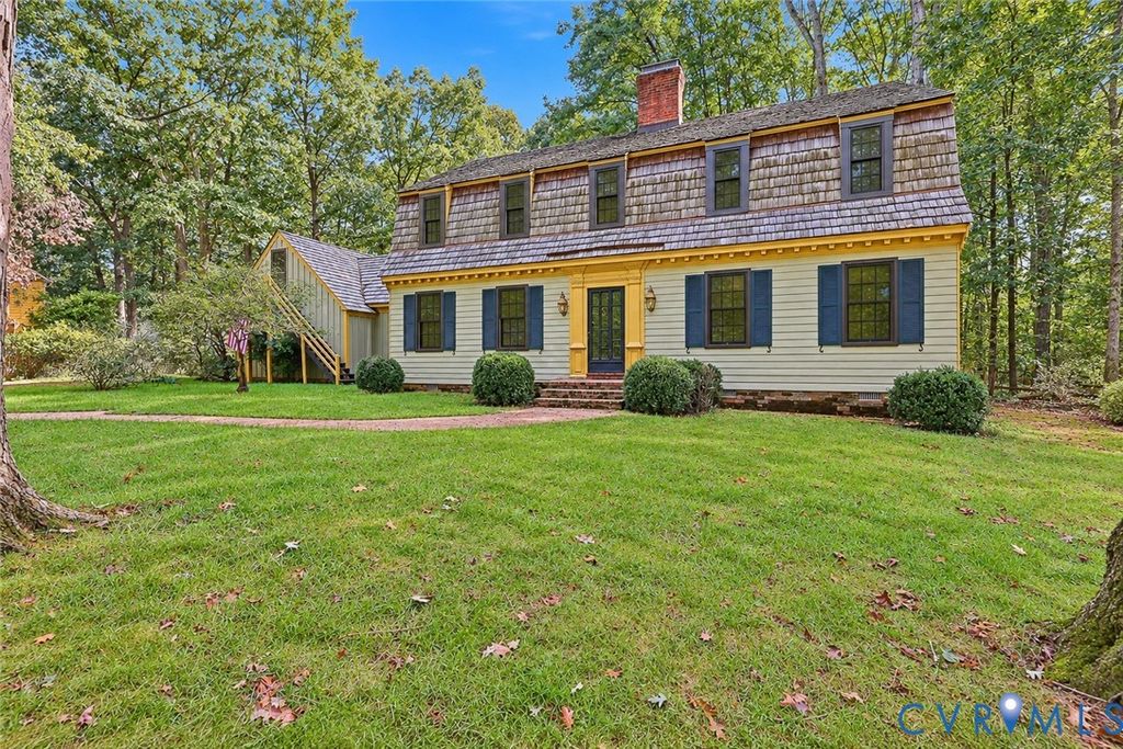 2725 Queenswood Rd, Midlothian, VA 23113