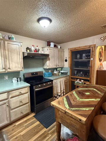 555 S Allen Street, Boyd, TX 76023