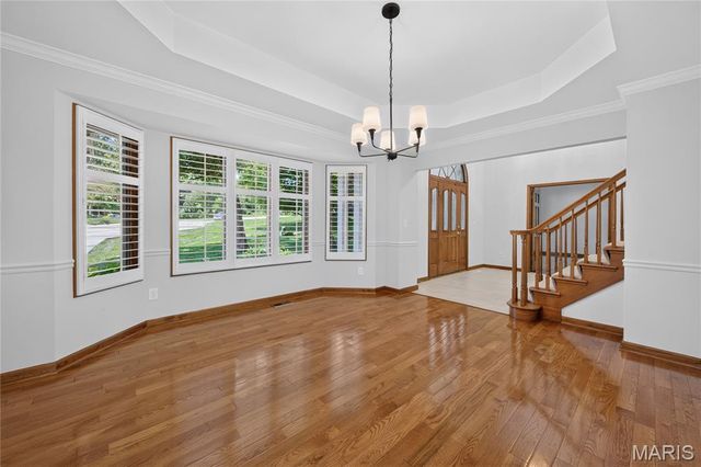 4 Woodford Place, St Charles, MO 63301