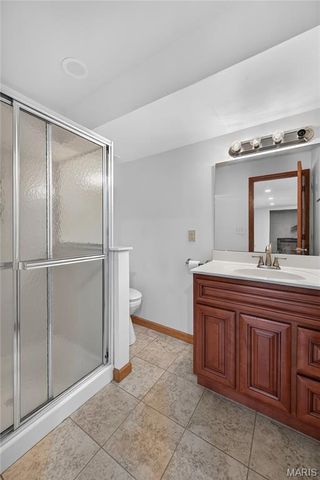 4 Woodford Place, St Charles, MO 63301