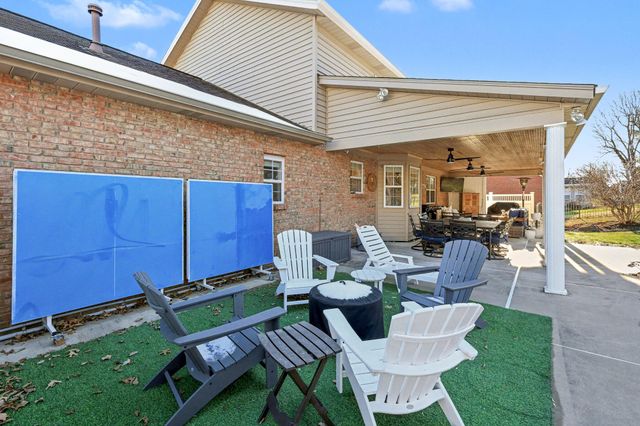 2228 Amsterdam Road, Villa Hills, KY 41017