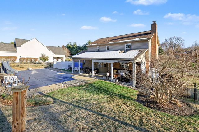 2228 Amsterdam Road, Villa Hills, KY 41017