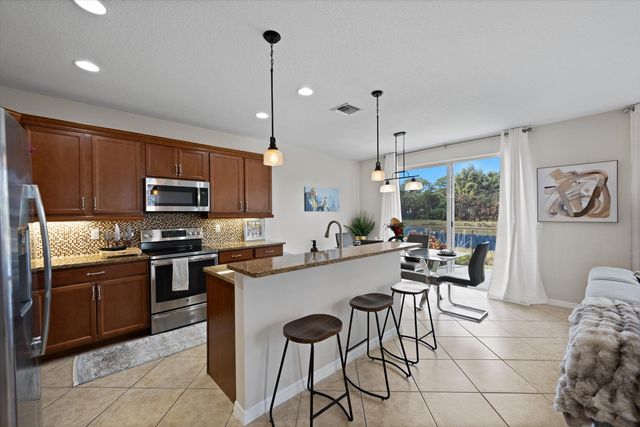 4581 Tara Cove Way Way, West Palm Beach, FL 33417