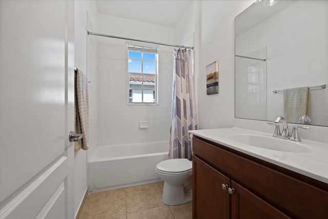 4581 Tara Cove Way Way, West Palm Beach, FL 33417