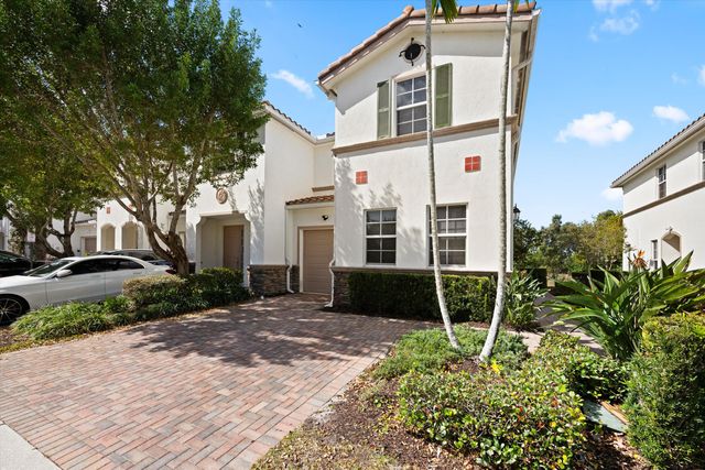 4581 Tara Cove Way Way, West Palm Beach, FL 33417