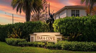 4581 Tara Cove Way Way, West Palm Beach, FL 33417