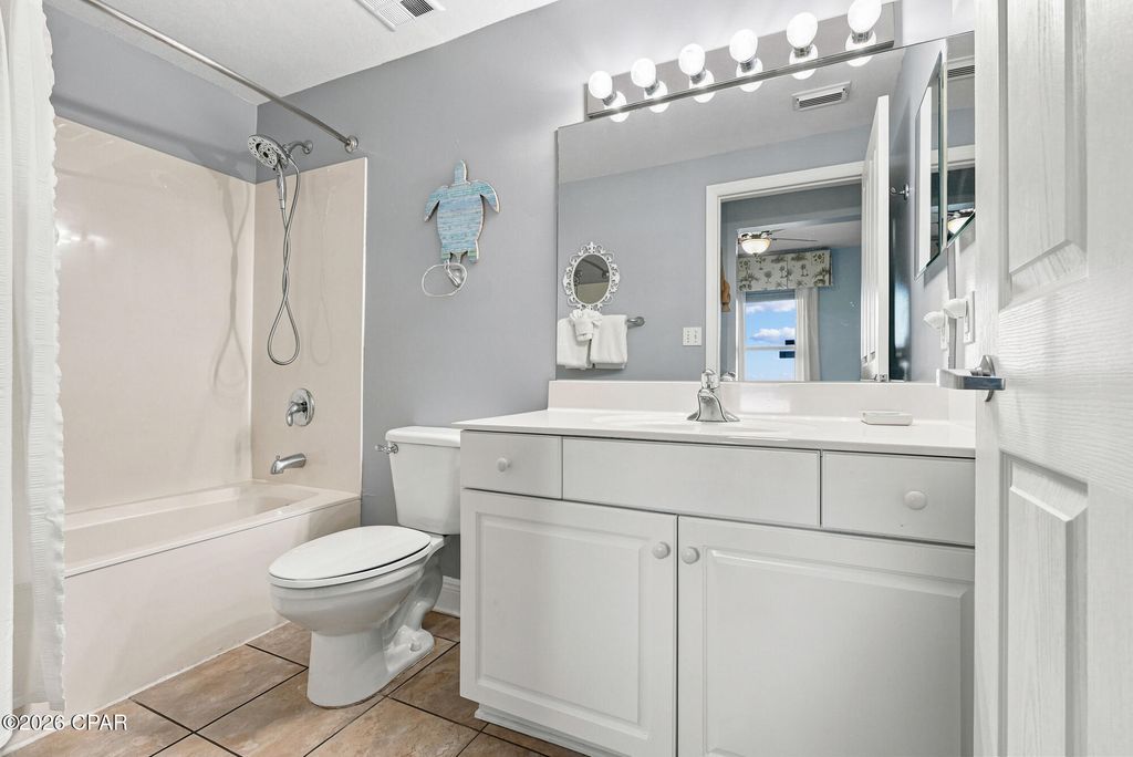 Image 14 of property listing at 17757 Front Beach Road 2307D, Panama City Beach, FL 32413